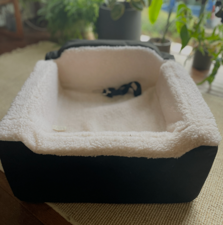 Dog car seat - fits small dogs