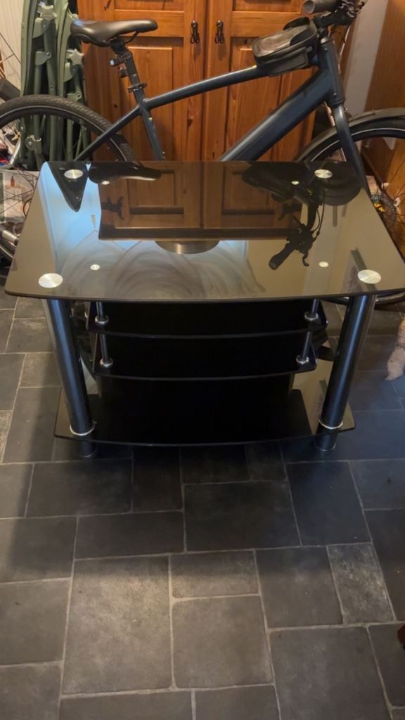 glass tv unit