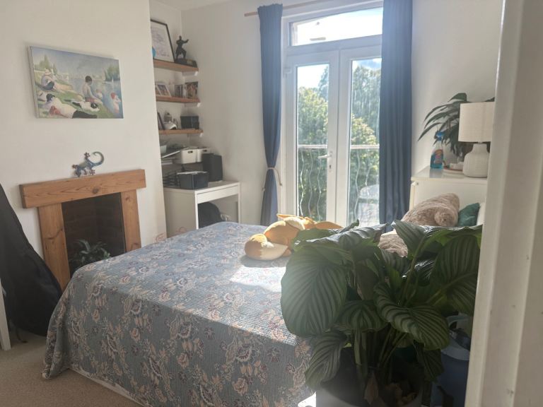 Spacious Double Bedroom in a Bright Victorian Home – £770 PCM, Bills Included