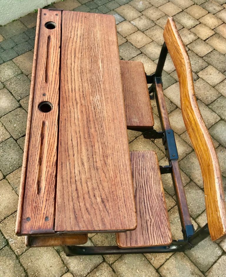 😎BEAUTIFUL 😎OLD SCHOOL DESK FROM STRANDTOWN PRIMARY SCHOOL 😎