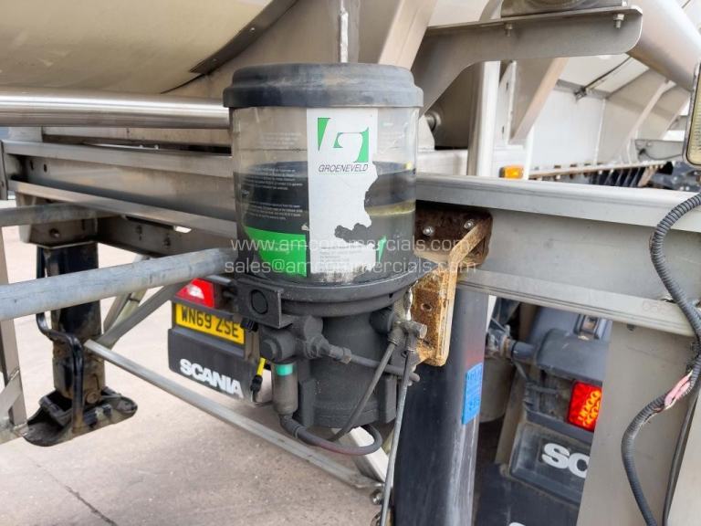 SAYERS MILK TANKER 29,000L CAPACITY 