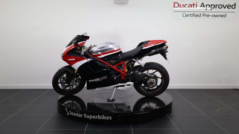 DUCATI 1198 S CORSE - 2010 - 11000 MILES