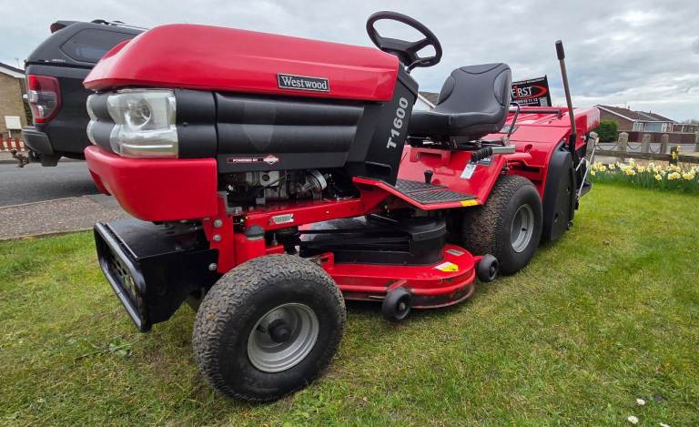 Westwood T1600 Ride on Lawnmower Tractor **FULLY SERVICED**