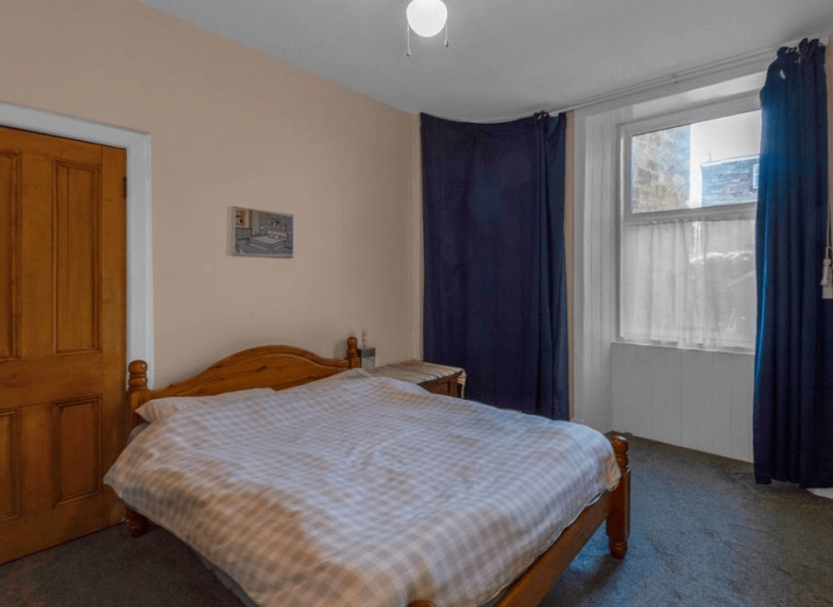 Long or short term accommodation in quiet flat in Morningside 