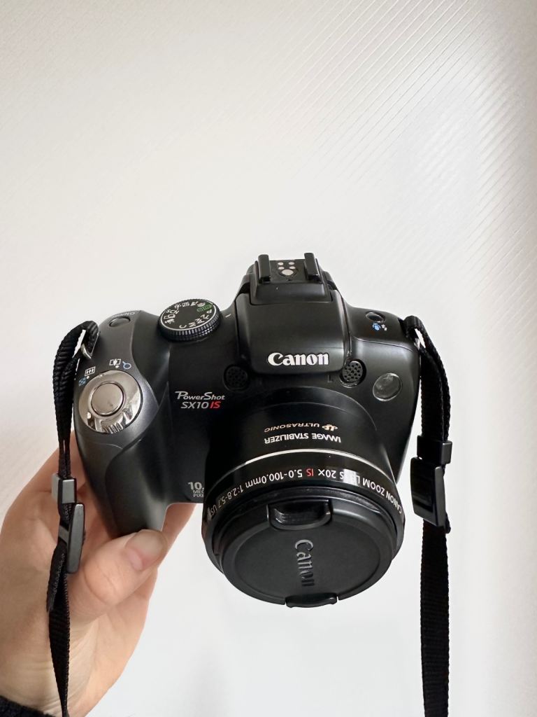 image for Canon PowerShot SX10 IS – Near New Condition 