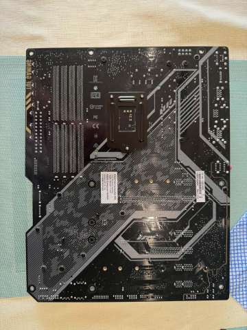 Tuf z390plus intel core i7-9700 3.6Ghz ssd512 intel | in London