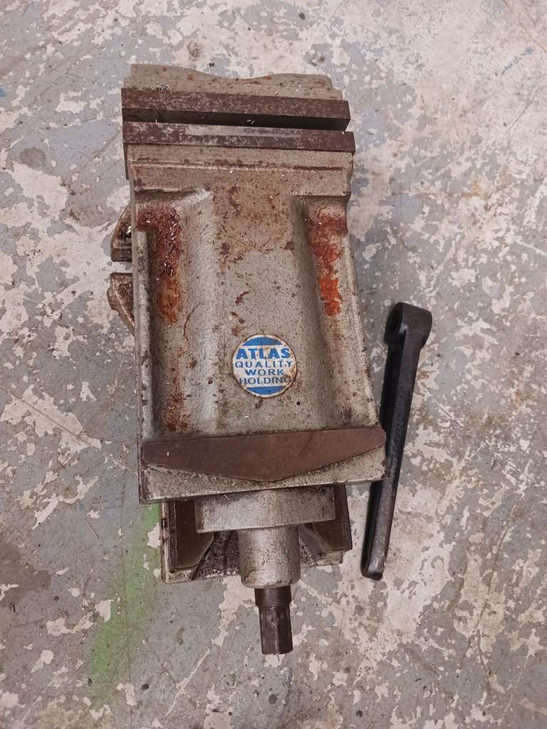 Milling machine vice