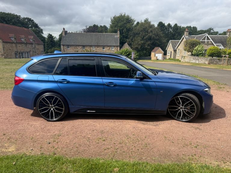 BMW 320d touring M Sport xdrive year 2016