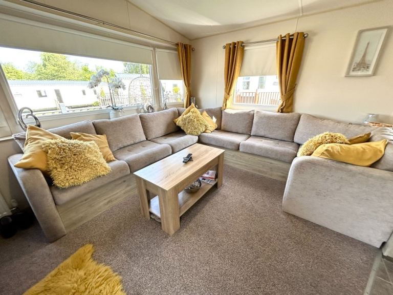 Own a caravan on the beach front, *JUST REDUCED* - Near - Southampton & Portsmouth