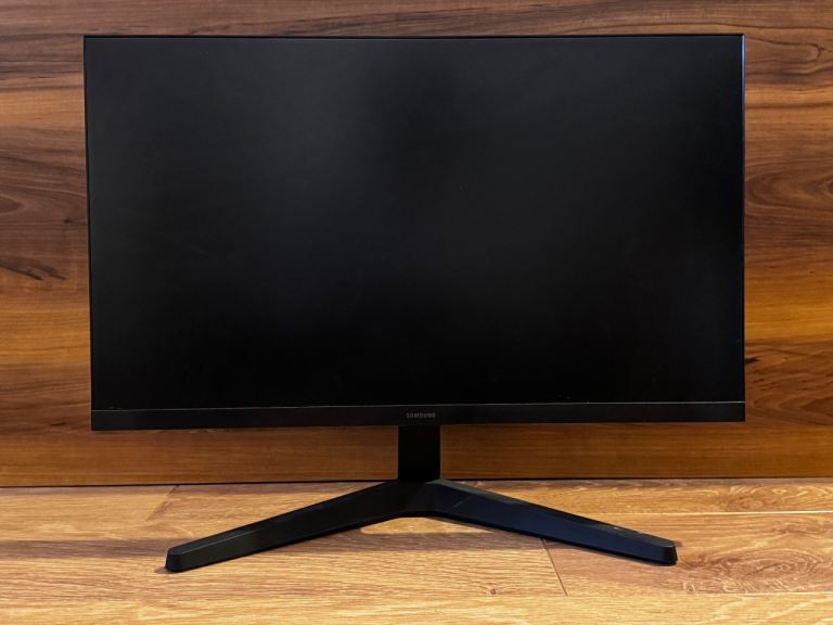 Samsung 24” Full HD Monitor – 75Hz, IPS – Good Condition, No Box