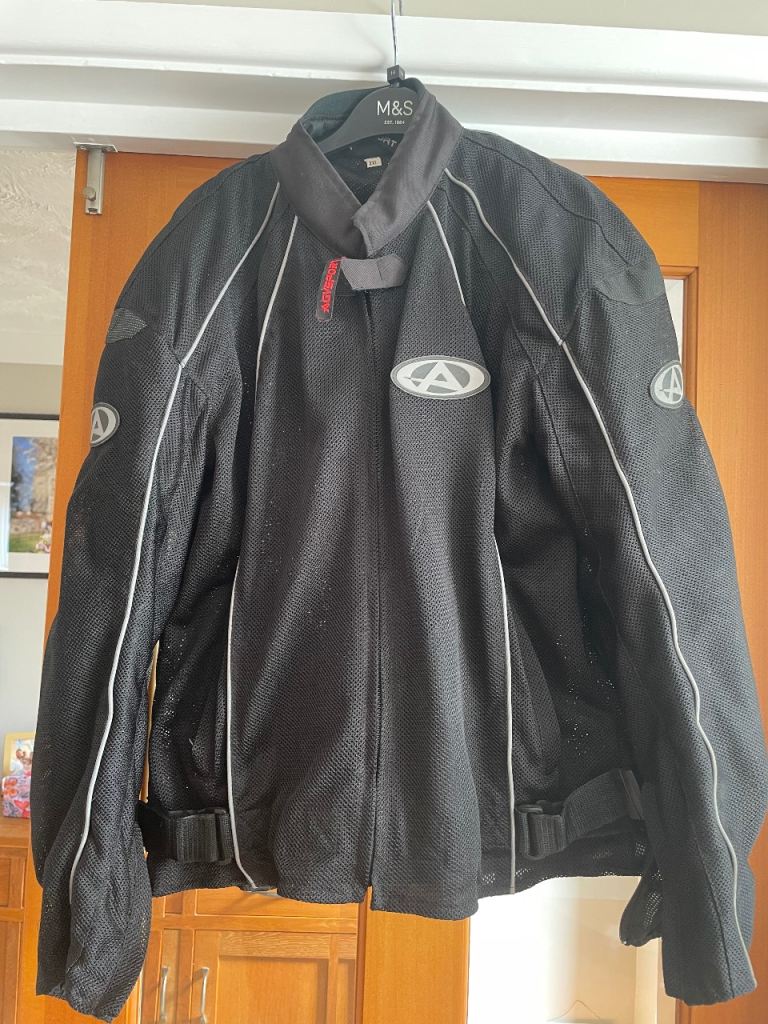 Lightweight/summer motor bike jacket 