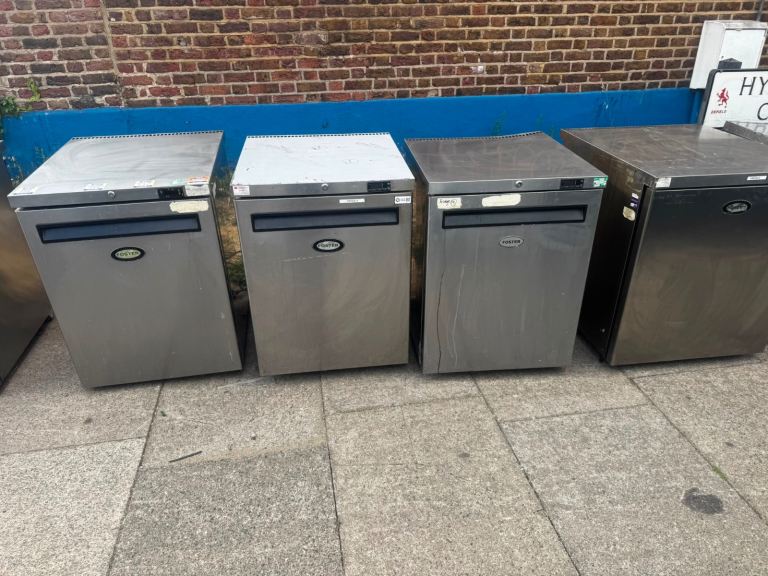 Commercial undercounter foster fridge fully serviced cafe shop restaurant takeaway 