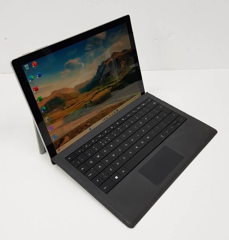 Touch Screen Microsoft Laptop, i5-8th Gen, 8GB RAM, 128GB Storage,intel UHD Graphics,MS Office 2021