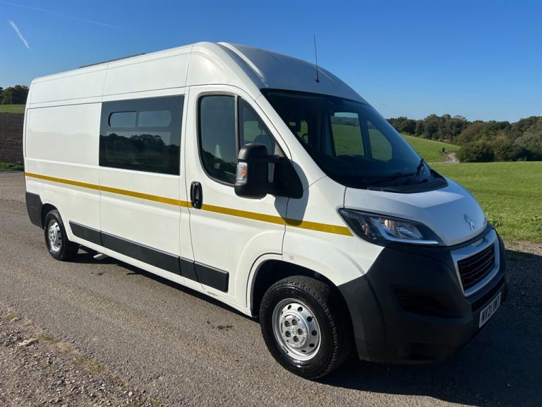2021 Peugeot Boxer BLUEHDI 335 L3H2 S Welfare Diesel Manual