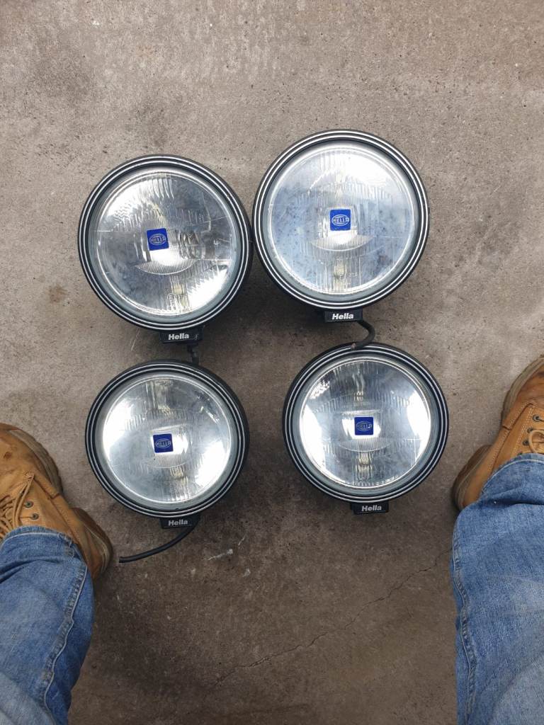 Hella Rallye 2000 spot lights