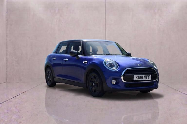 2019 MINI Hatch 1.5 Cooper Classic Auto 5dr Hatchback Petrol Automatic