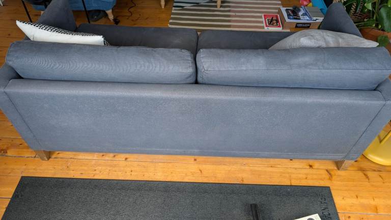 Dark navy sofa (sofology)