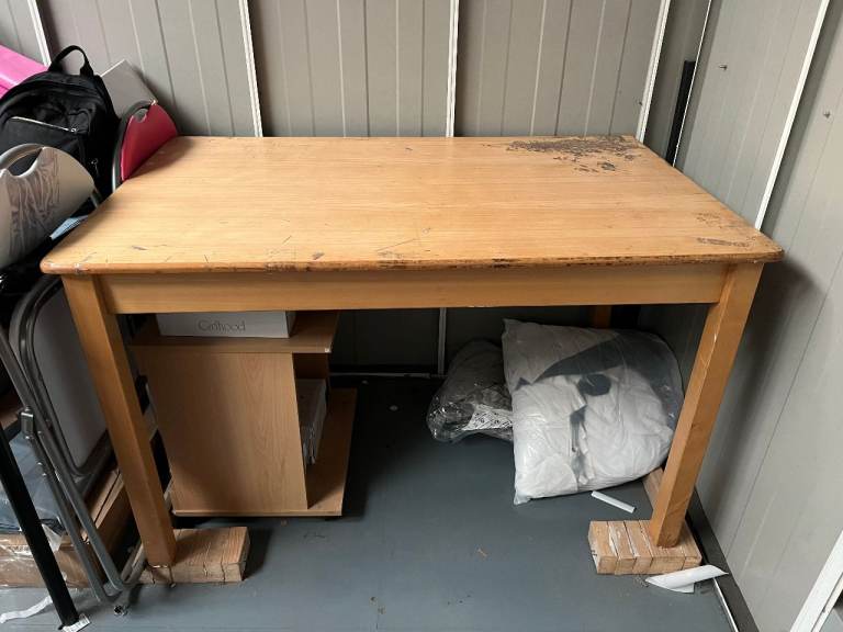 Solid heavy duty table - perfect for workshop or garage use. FREE - COLLECTION ONLY 