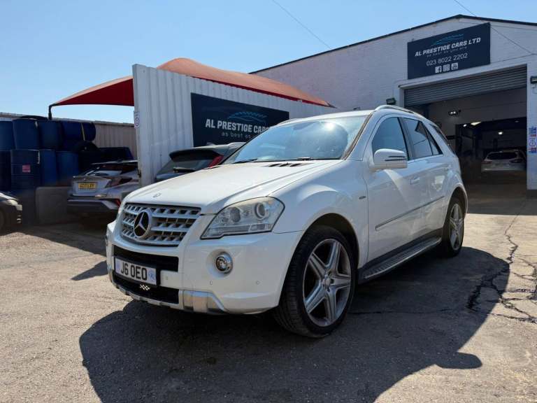 Mercedes-Benz M Class 3.0 ML350 CDI V6 BlueEfficiency Sport G-Tronic 4WD Euro 5 5dr Diesel Automatic