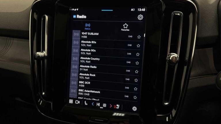 2025 Volvo EC40 Twin Motor 82kWh Plus SUV 5dr Electric Auto AWD (408 ps) ESTATE Electric Automatic