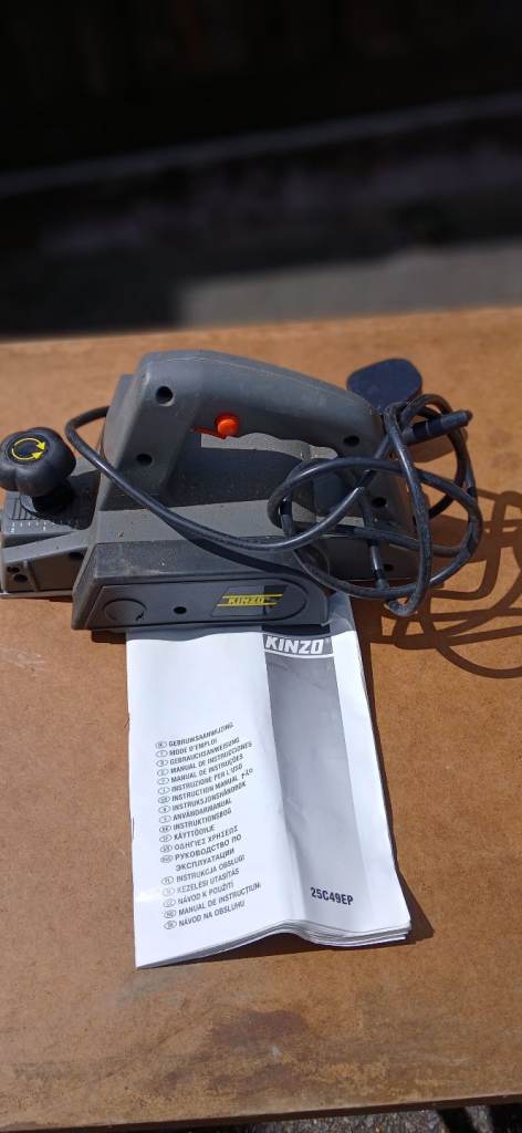 Hand tool 