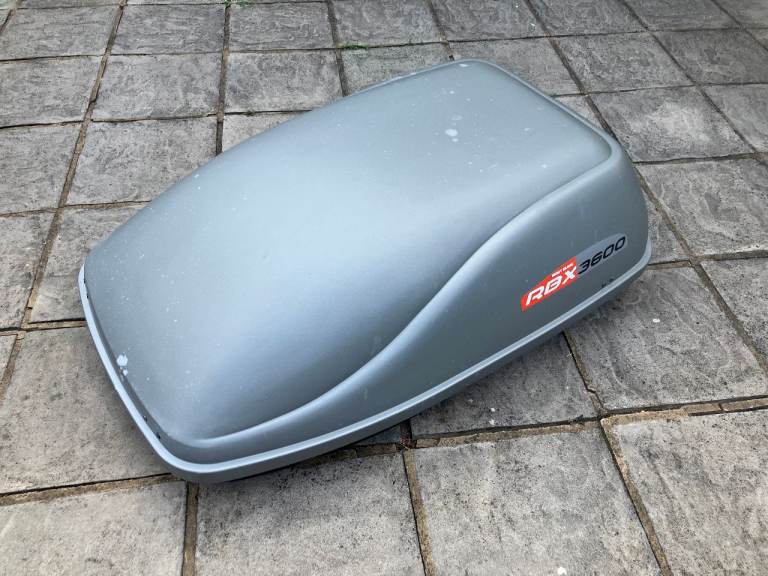 Mont Blanc RBX3600 Roof Box / Top Box – Good Condition (With Keys & Clamps)
