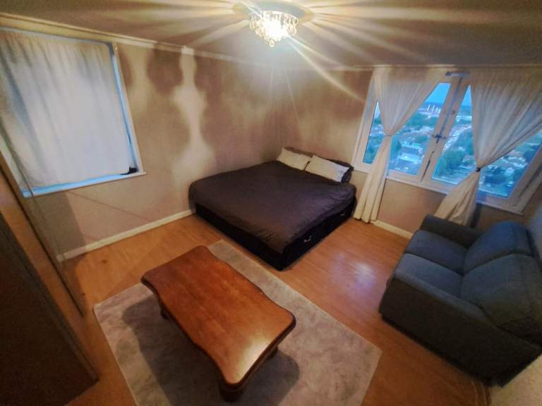 BEAUTIFUL ROOM FOR RENT – EDMONTON, N18 2JJ