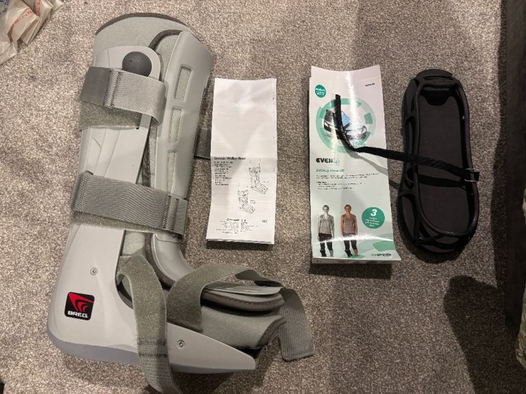 Breg Genesis Full Shell Walker, size L, WITH "even up" shoe leveler
