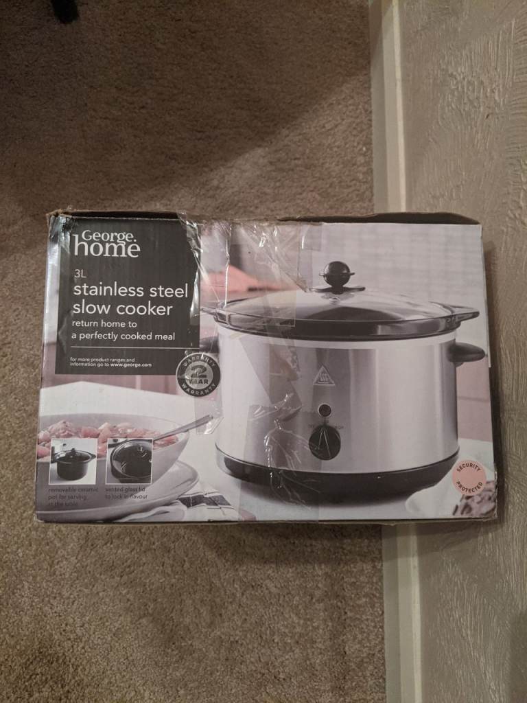 Brand new slow cooker 