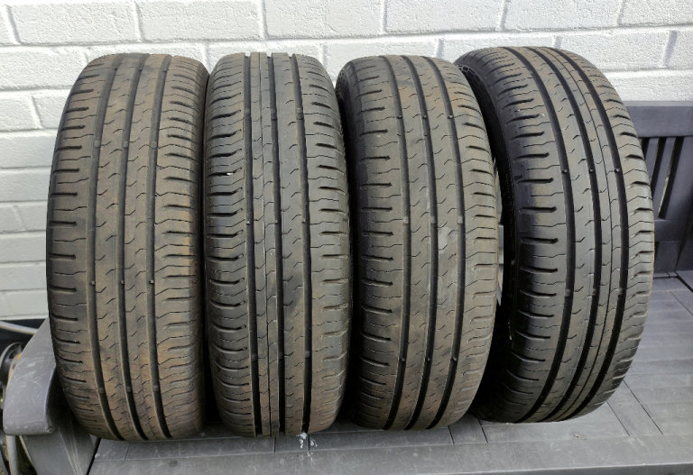 Set of 2 Continental EcoContact 5 Tyres - 165/60/R15 XL - Near New! 2 available.