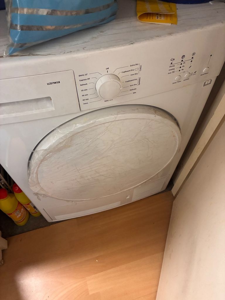 Logik LCD7W18 Tumble Dryer - White, Good Condition