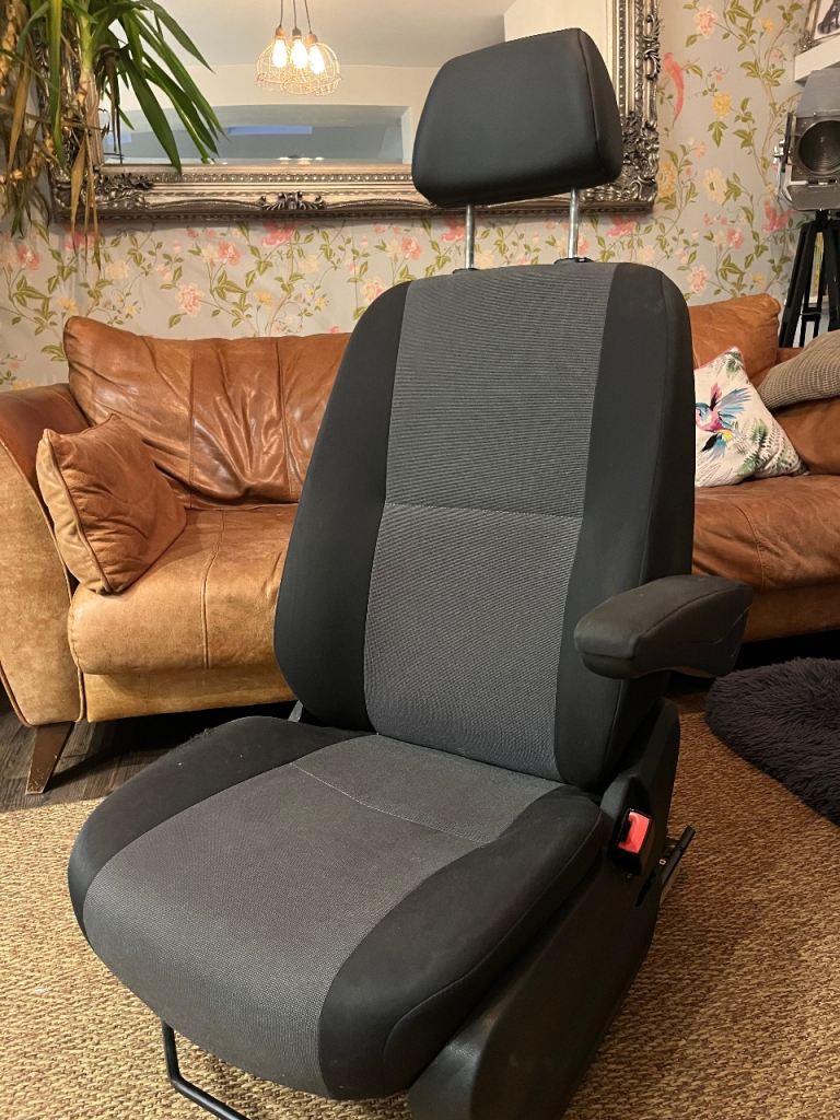 VW Crafter Mercedes Sprinter. Drivers Captain Seat.