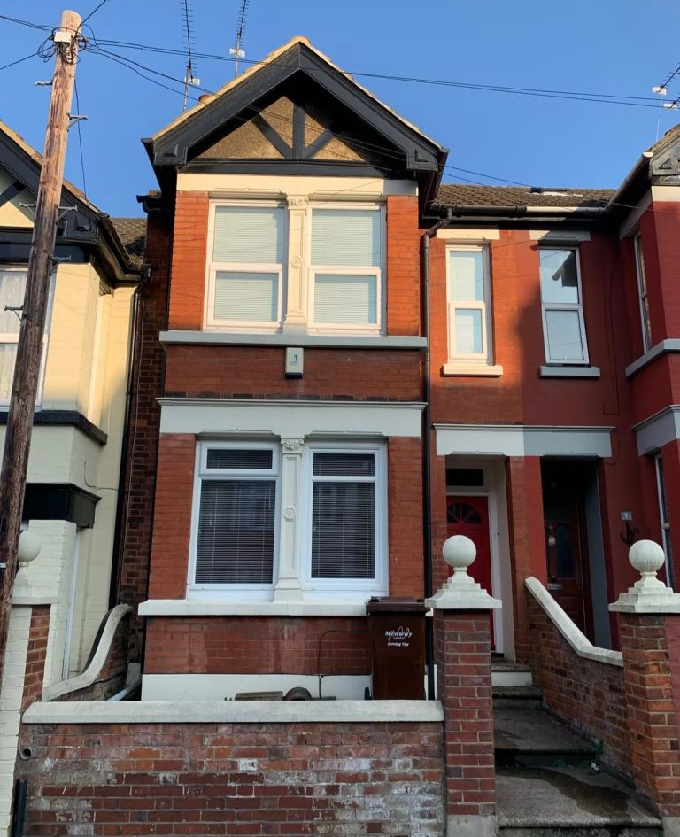 Double bedroom for rent for students 