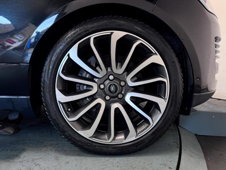  Land Rover Range Rover 4.4 SD V8 Autobiography SUV 5dr Diesel Auto 4WD Euro 6 (s/s) (339 ps) Die...