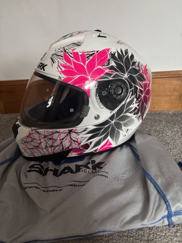 Ladies shark motorbike helmet 