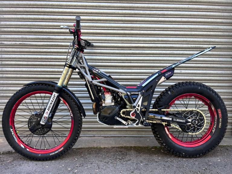 2024 Vertigo Nitro DL RS 300 Lampkin Replica