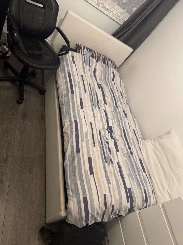 White Single Ottoman Bed – Side Lift Storage, Good Condition