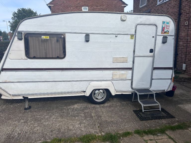 Family caravan 