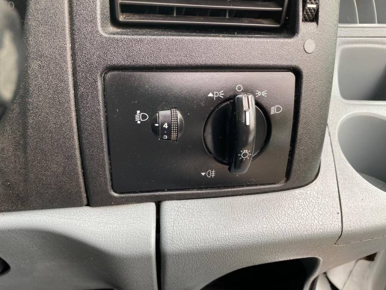 2009 Ford Transit Medium Roof Van TDCi 85ps PANEL VAN DIESEL Manual