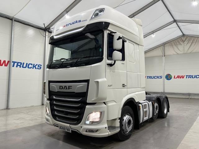 DAF XF 530 6x2 Midlift Tractor Unit