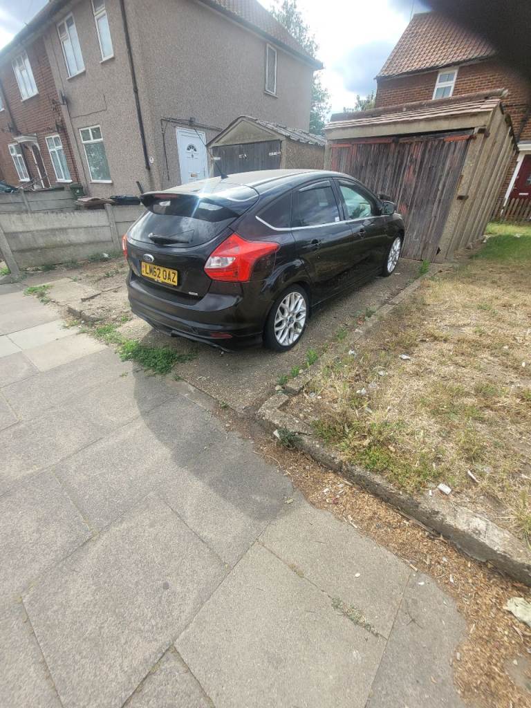 Ford, FOCUS, Hatchback, 2012, Manual, 998 (cc), 5 doors