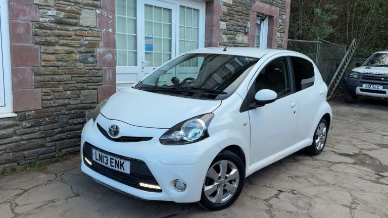 2013 Toyota AYGO 1.0 VVT-i Fire 5dr [AC] HATCHBACK Petrol Manual