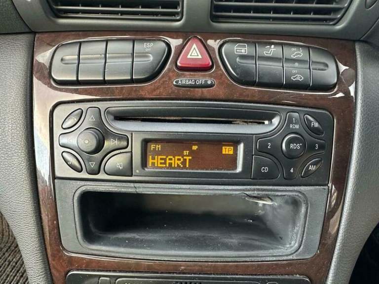 2003 Mercedes-Benz C Class 1.8 C180 Kompressor Elegance SE 4dr Petrol Automatic