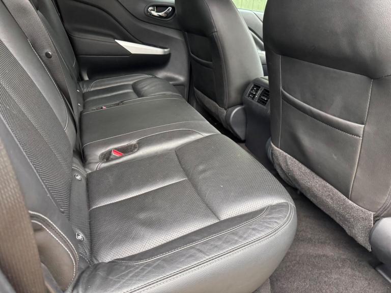 2020 Nissan Navara 2.3 dCi Tekna Auto 4WD Euro 6 4dr PICK UP Diesel Automatic