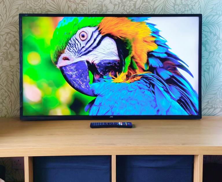 JVC 43 inch LED SMART TV FULL HD 1080p Freeview Play HD WIFI HDMI USB