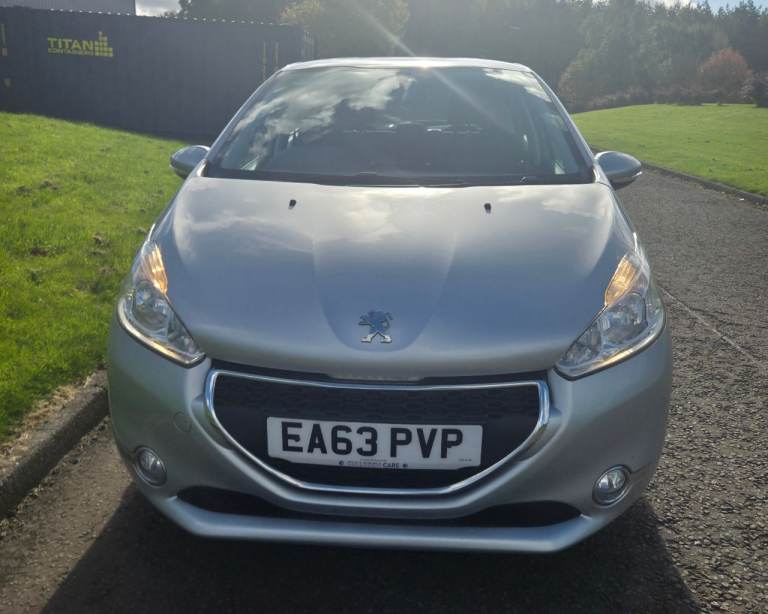 Peugeot, 208, Hatchback, 2013, Manual, £20 Road Tax, 5 doors
