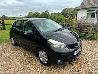 Toyota, YARIS, Hatchback, 2012, Semi-Auto, 1329 (cc), 5 doors