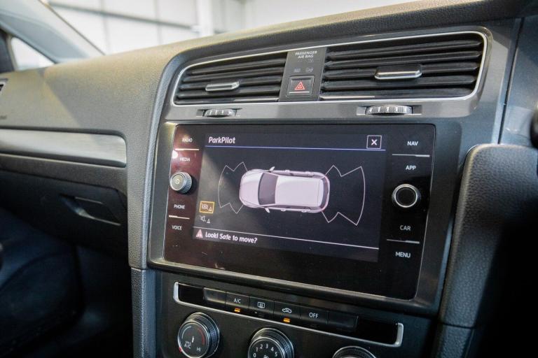 2017 Volkswagen Golf 1.4 TSI SE [Nav] 3dr HATCHBACK PETROL Manual