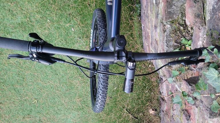 Voodoo Braag. 19" Frame / Large.