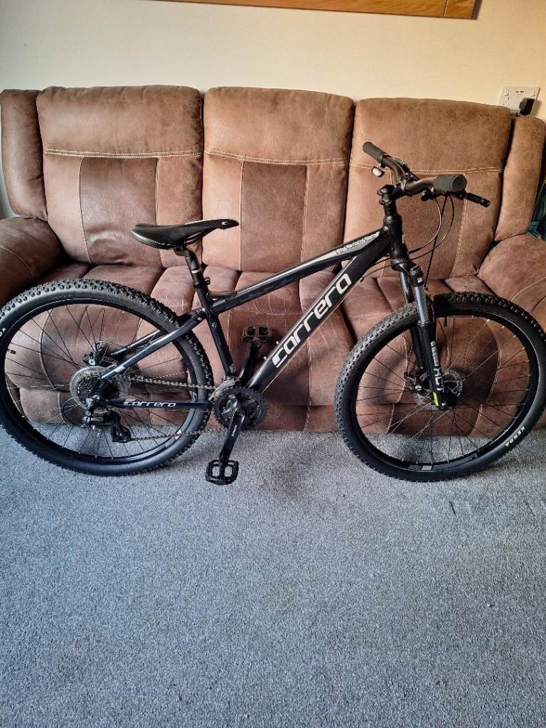 image for Carrera Vengeance mountain bike 27.5inch wheels 24 speed disc brakes IMMACULATE 